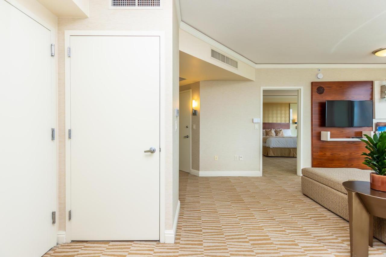Hotel International Beach Tump Resort Ocean View 1100 Sf 1 Bed 1Bth Privately Owned Sunny Isles ไมอามีบีช ภายนอก รูปภาพ