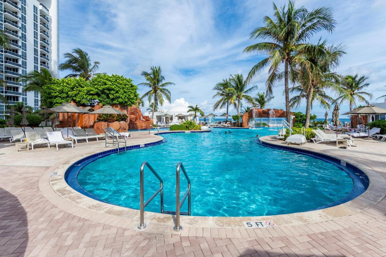 Hotel International Beach Tump Resort Ocean View 1100 Sf 1 Bed 1Bth Privately Owned Sunny Isles ไมอามีบีช ภายนอก รูปภาพ
